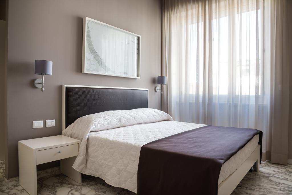 Faro Bianco Gallipoli - Suites & Apartments エクステリア 写真