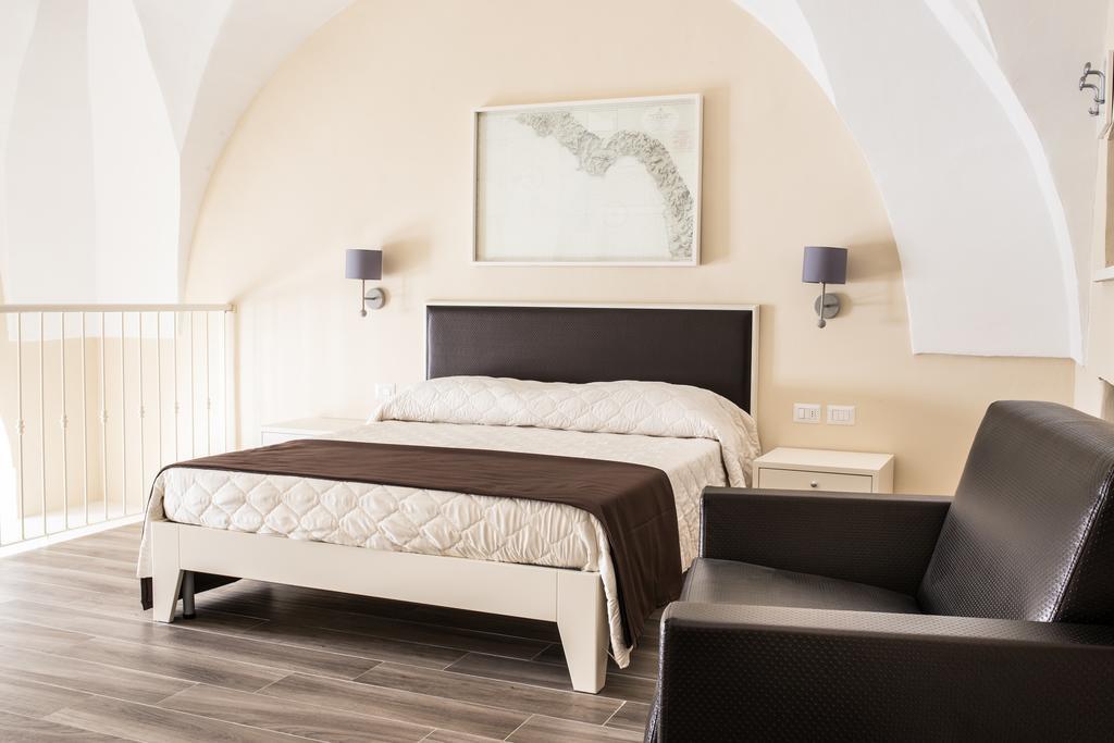 Faro Bianco Gallipoli - Suites & Apartments エクステリア 写真