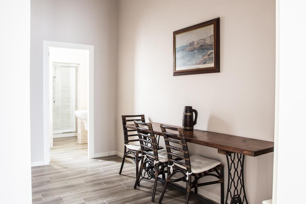 Faro Bianco Gallipoli - Suites & Apartments エクステリア 写真