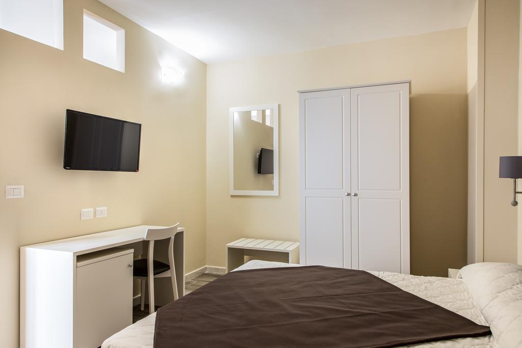 Faro Bianco Gallipoli - Suites & Apartments エクステリア 写真