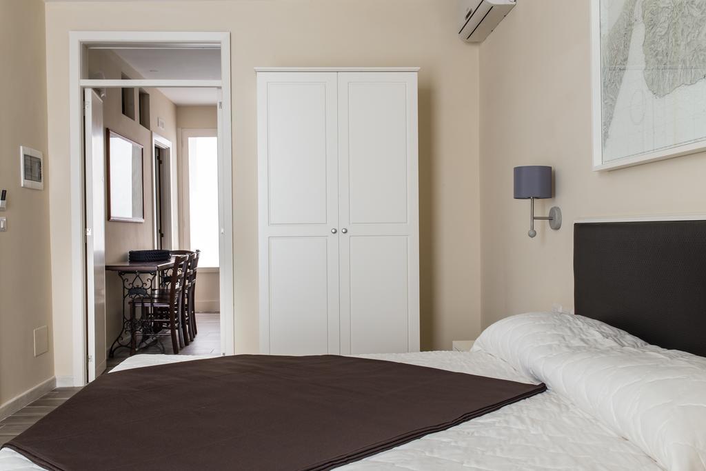 Faro Bianco Gallipoli - Suites & Apartments エクステリア 写真