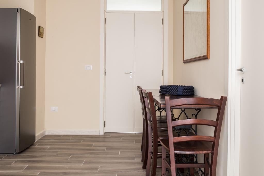 Faro Bianco Gallipoli - Suites & Apartments エクステリア 写真