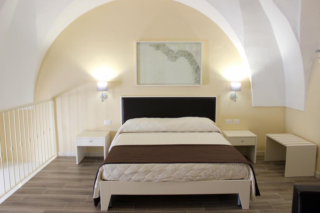 Faro Bianco Gallipoli - Suites & Apartments エクステリア 写真
