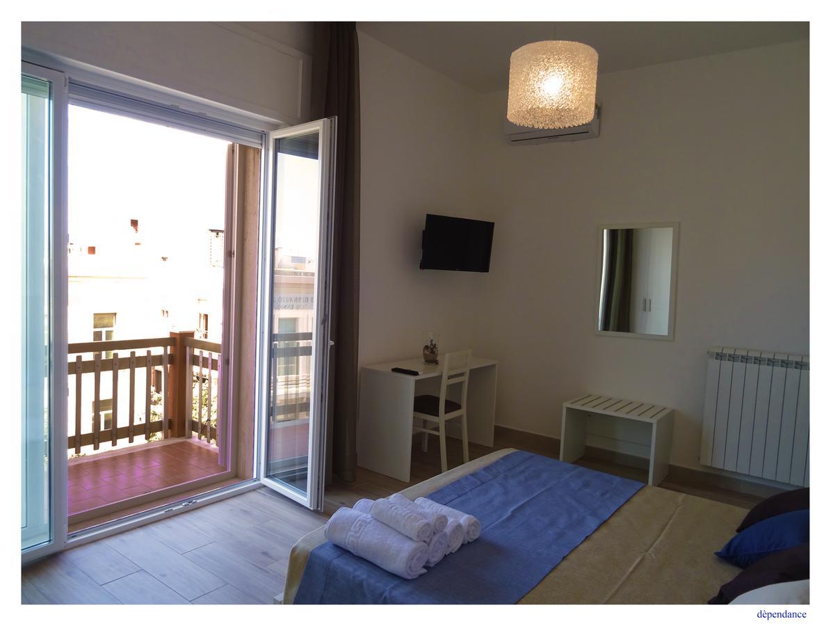 Faro Bianco Gallipoli - Suites & Apartments エクステリア 写真