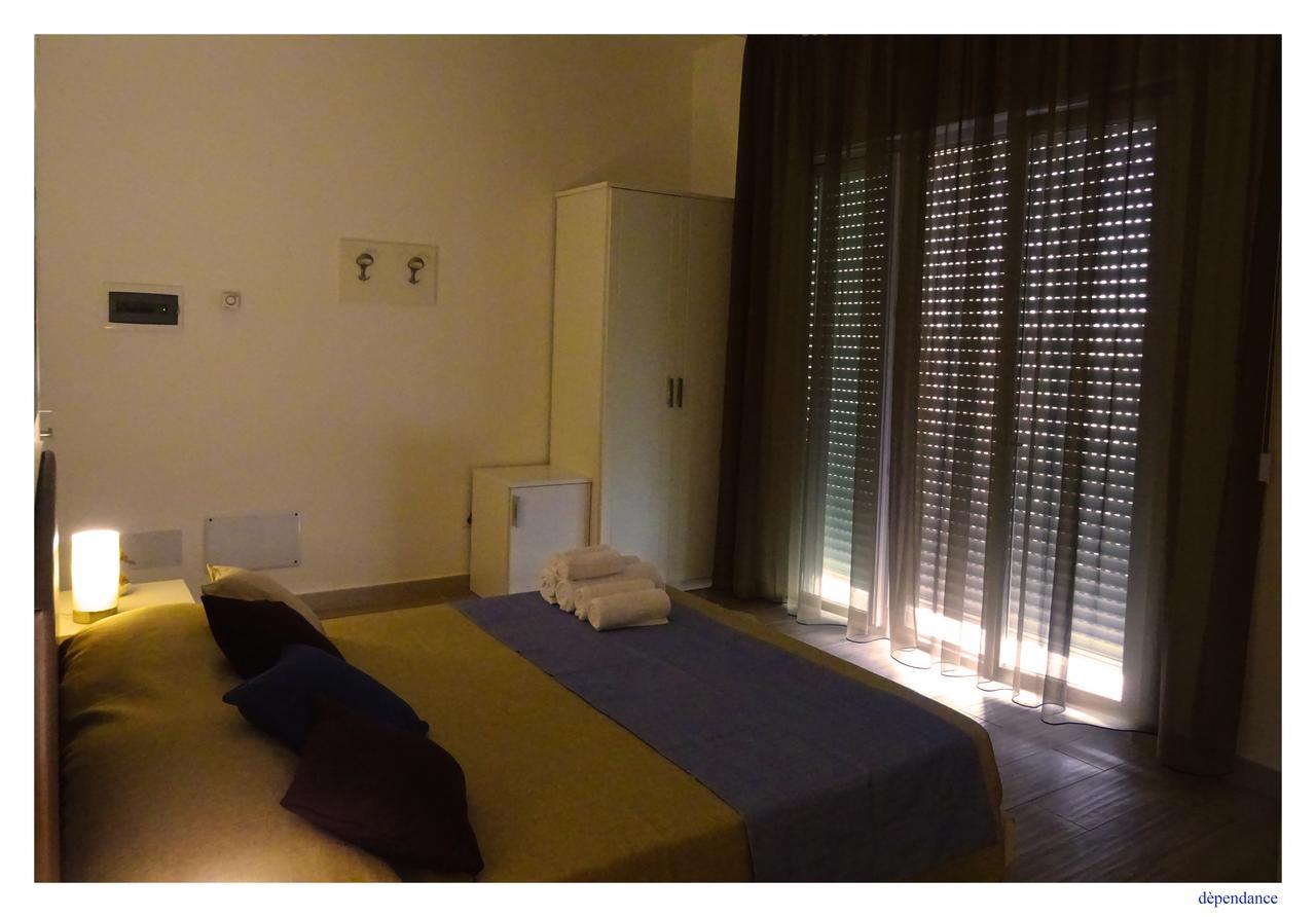 Faro Bianco Gallipoli - Suites & Apartments エクステリア 写真