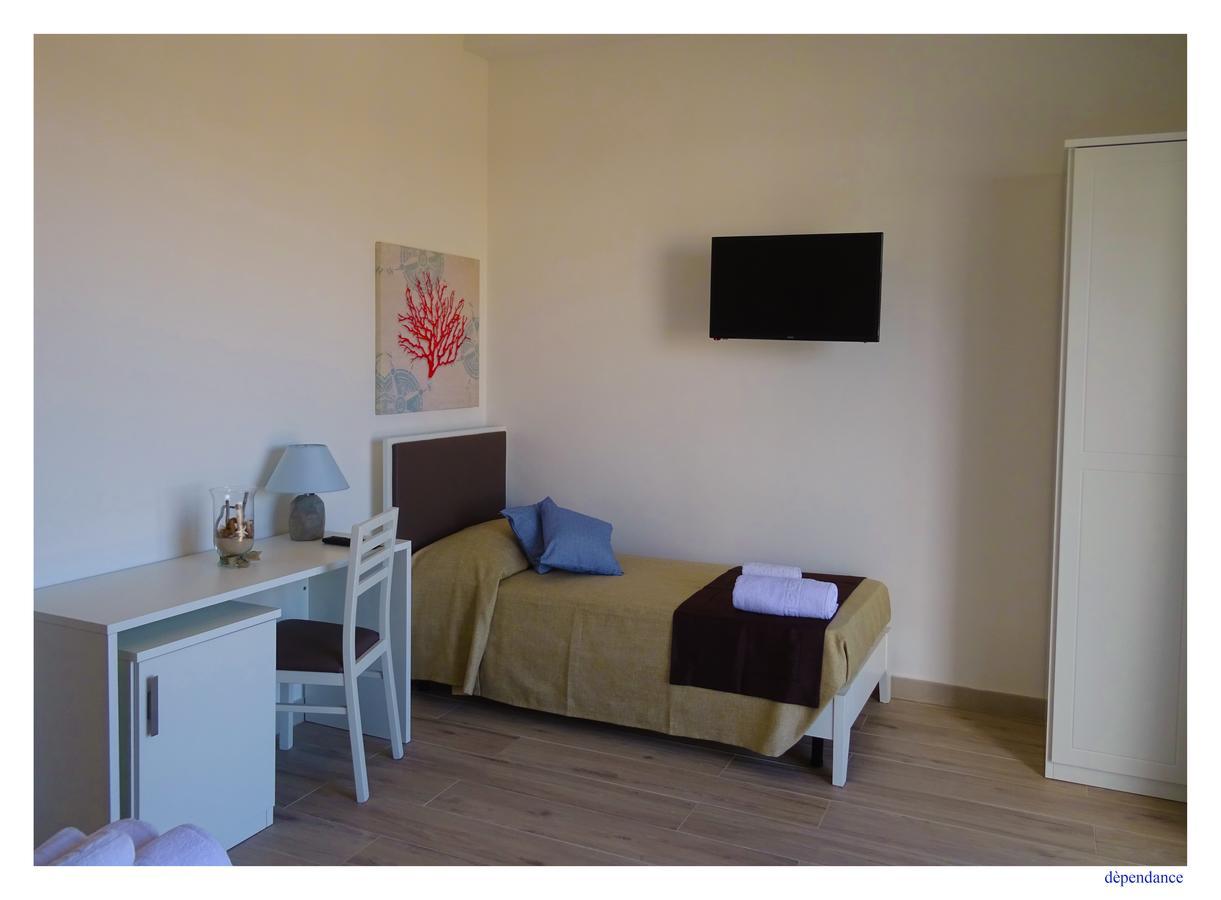 Faro Bianco Gallipoli - Suites & Apartments エクステリア 写真