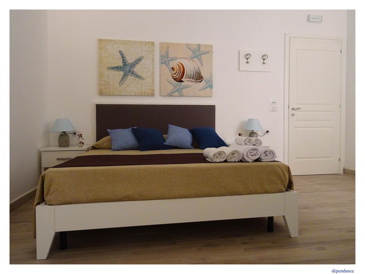Faro Bianco Gallipoli - Suites & Apartments エクステリア 写真