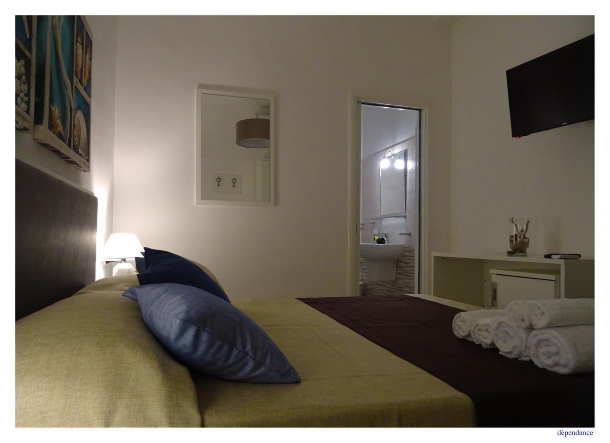Faro Bianco Gallipoli - Suites & Apartments エクステリア 写真