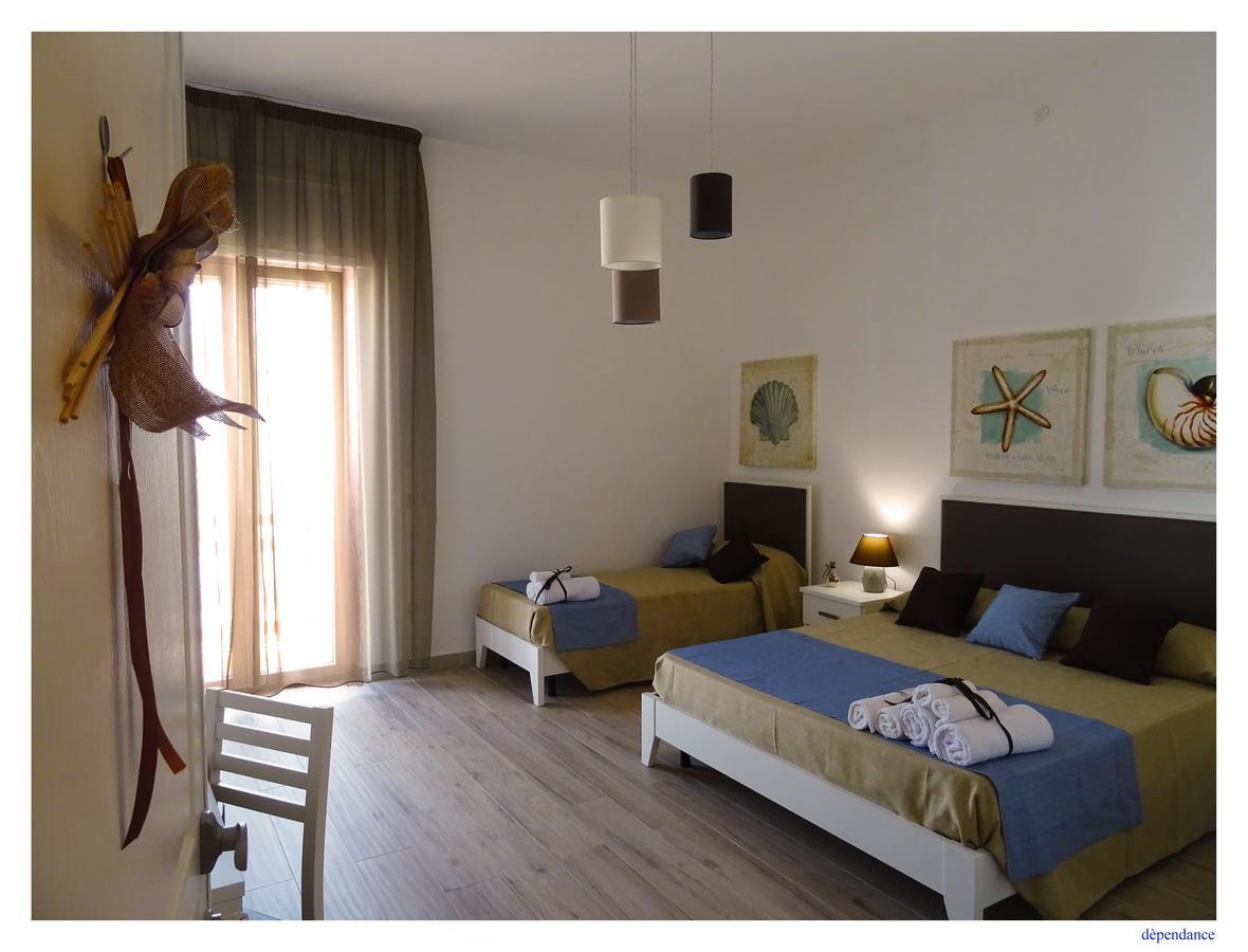 Faro Bianco Gallipoli - Suites & Apartments エクステリア 写真